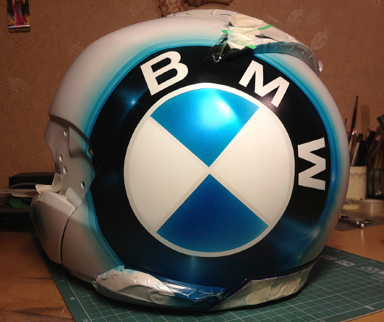 Аэрография шлема BMW