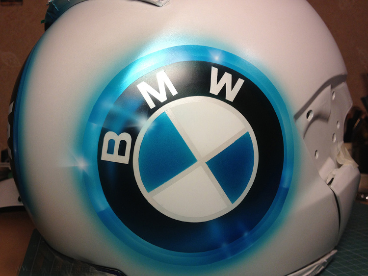 Покраска шлема BMW