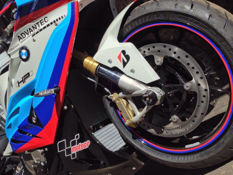 Покраска мотоцикла BMW S1000RR Safety Bike