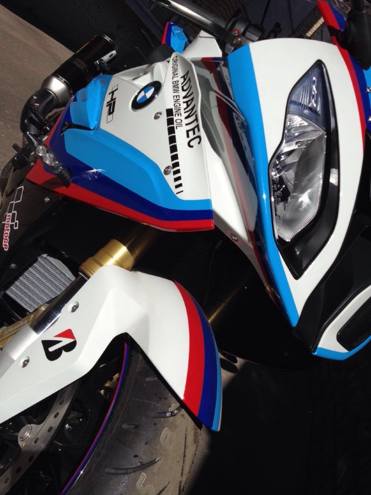 Покраска мотоцикла BMW S1000RR Safety Bike