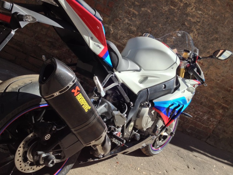 Покраска мотоцикла BMW S1000RR Safety Bike