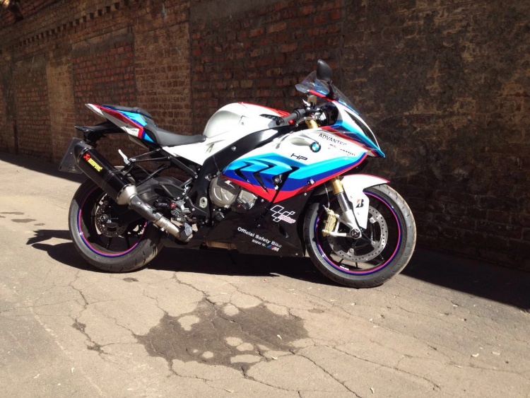 Покраска мотоцикла BMW S1000RR Safety Bike | Мотосервис Proracing.su