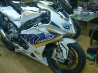 Спортивная графика на мотоцикл BMW S1000RR