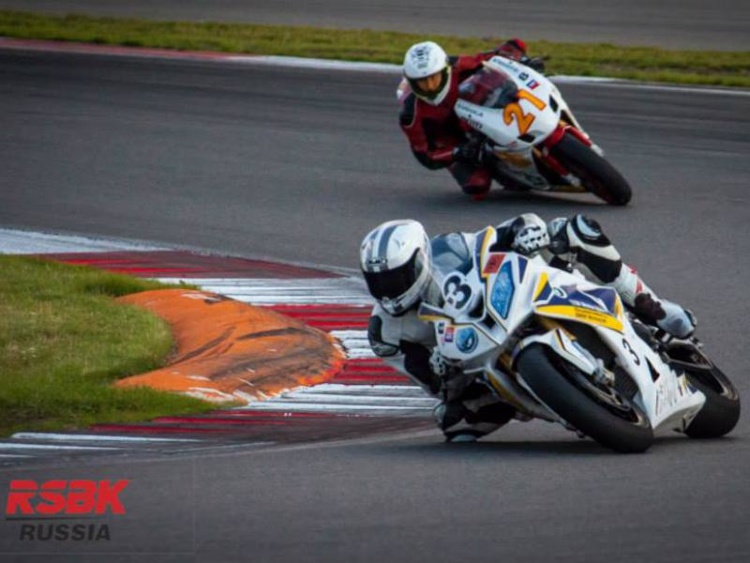 Спортивная графика на мотоцикл BMW S1000RR