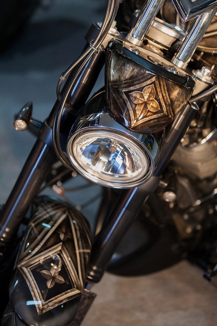 Аэрография и покраска мотоцикла Yamaha Warrior