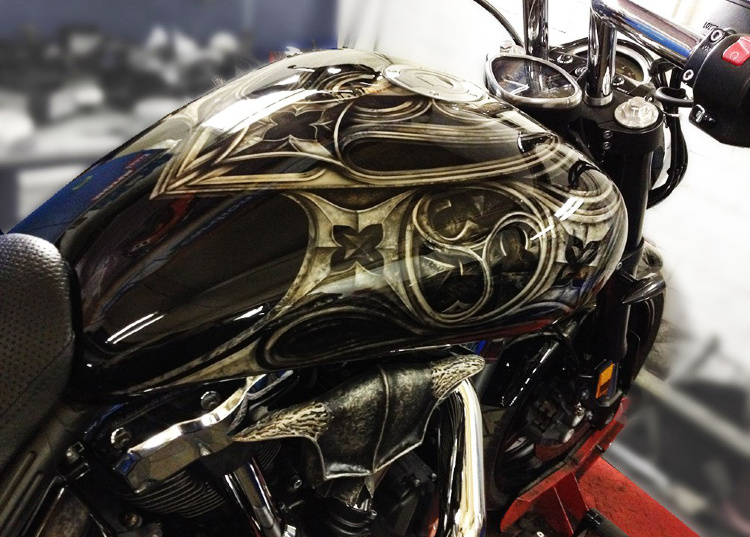 Аэрография и покраска мотоцикла Yamaha Warrior