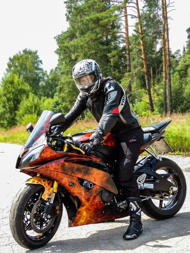 Покраска и аэрография мотоциклa Yamaha R6