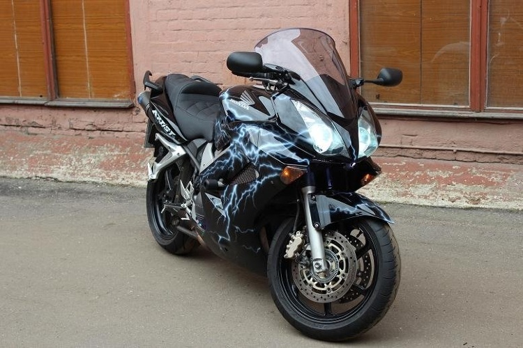 Honda vfr 800 аэрография