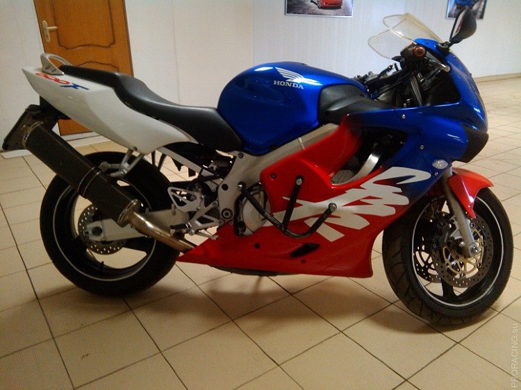 Покраска Honda CBR 600 F4