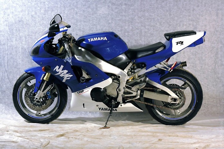 Покраска Yamaha YZF-R1
