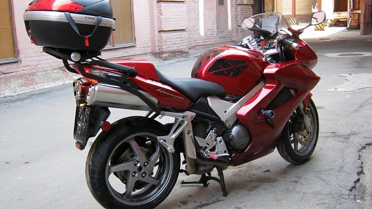 Покраска Honda VFR 800