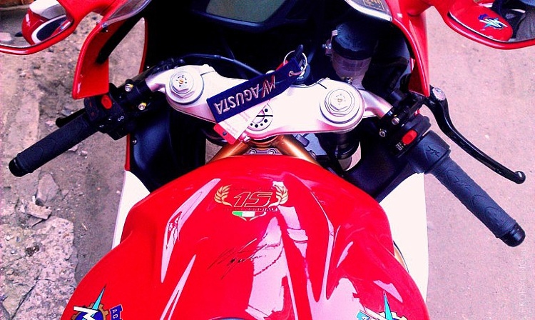 Покраска MV AUGUSTA F3