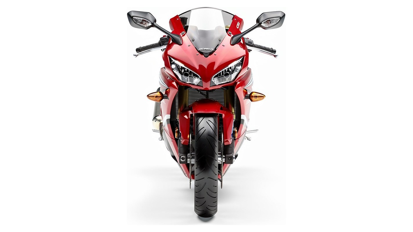 Honda CBR600RR — вид спереди